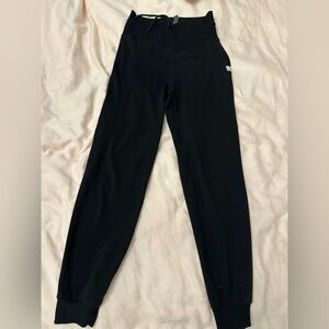 Black Vuori Daily Wear Pants